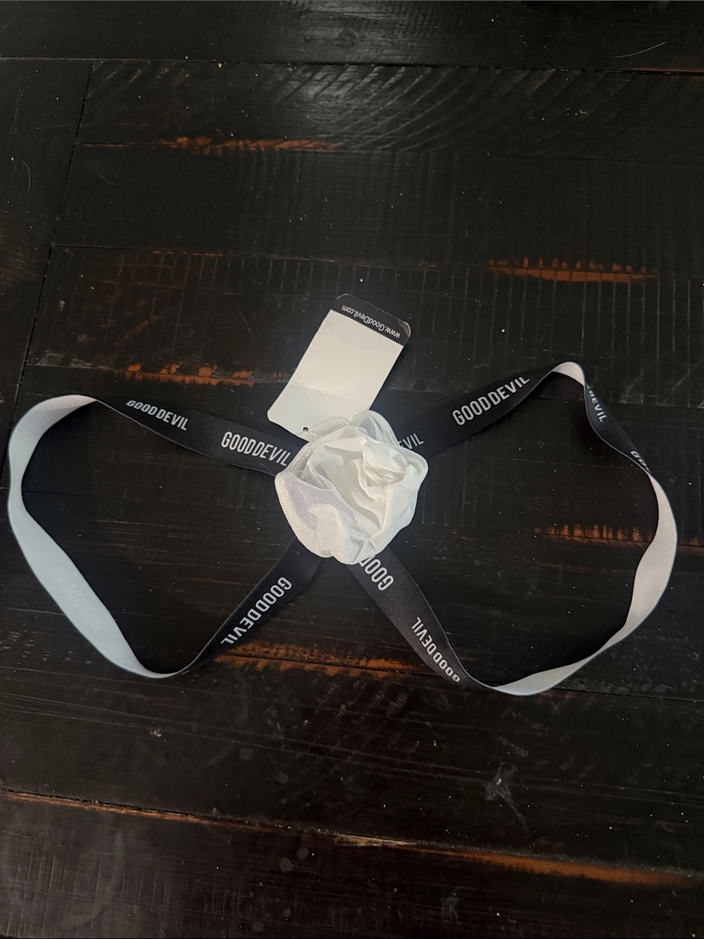 GOODDEVIL Black Branded Ribbon with White Fabric Flower